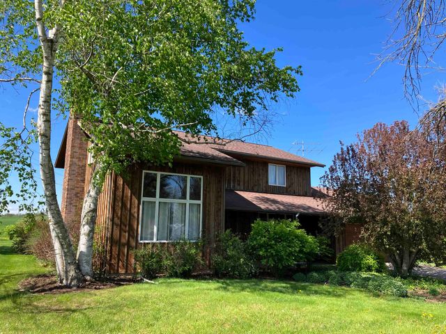 $348,000 | 21008 County Road | Dayton