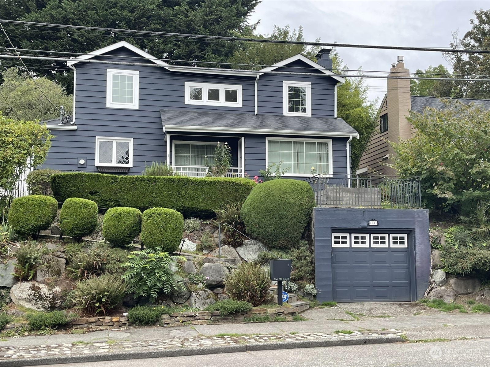 a view of a house with a garden