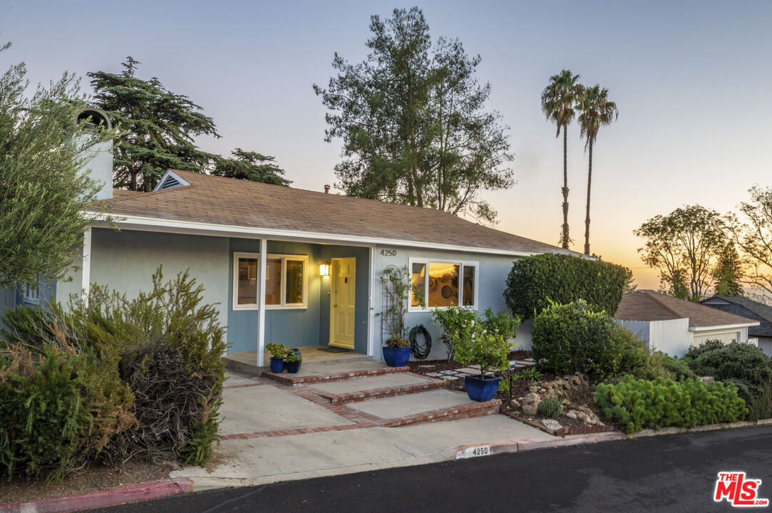 4250 Camino Real, Los Angeles, CA 90065 | Compass