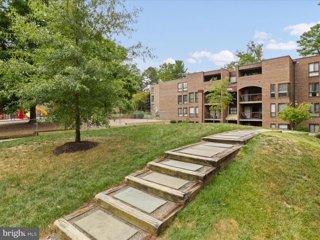 $2,600 | 11232 Chestnut Grove Square, Unit 234 | Reston