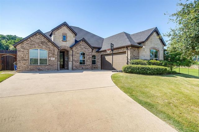 $574,900 | 341 Landview Drive | Burleson