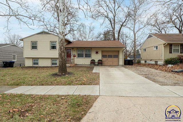 $209,900 | 5413 Southwest 27th Terrace | Topeka