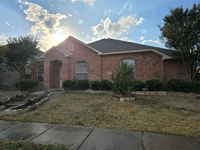 $2,350 | 3700 Smoke Tree Lane | Eldorado Heights