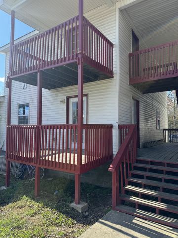 $1,000 | 1469 Yager Road, Unit A3 | McMinnville