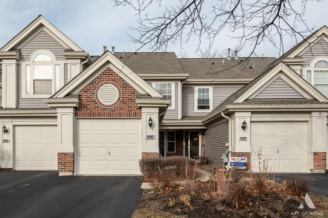 $335,000 | 1067 Talbots Lane | Elk Grove Village