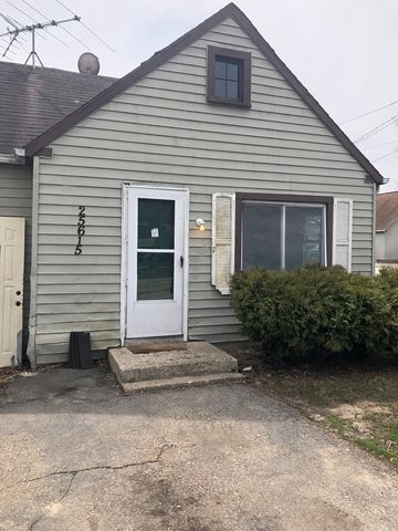 $1,200 | 25615 Arcade Drive North | Fox Lake Hills