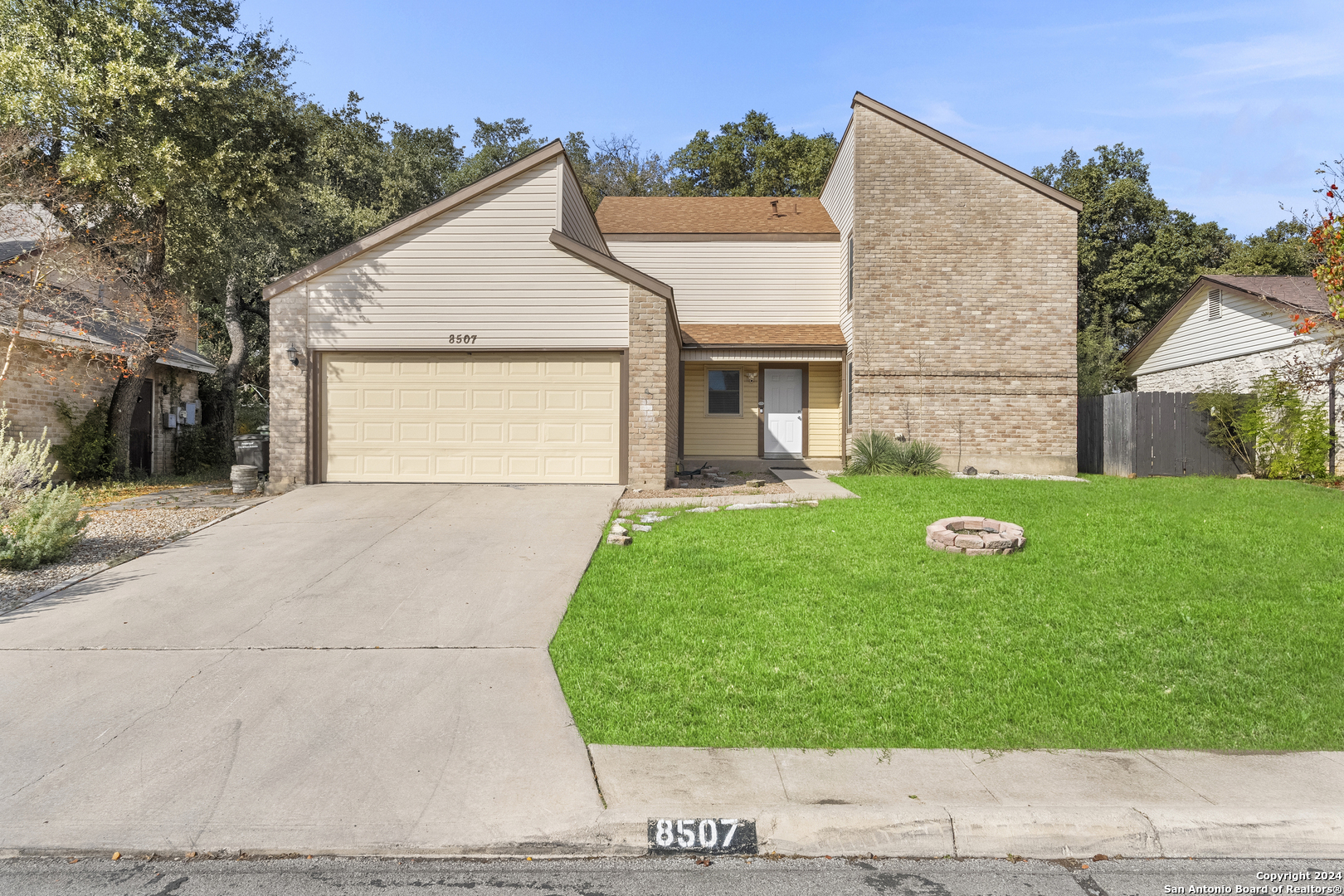 a view of outdoor space yard and garage