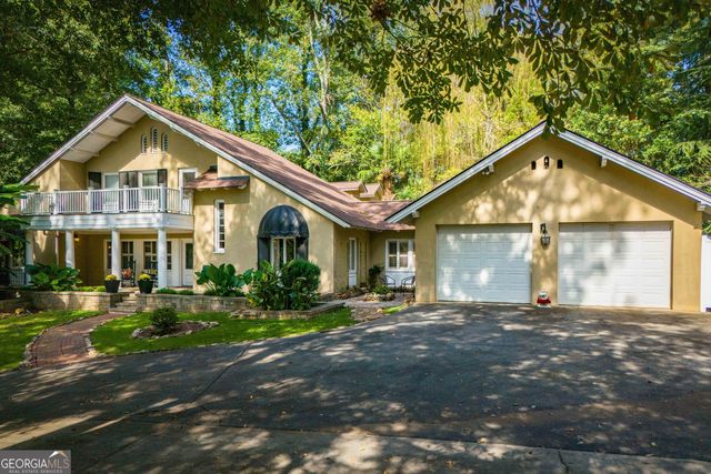 $749,900 | 110 West Club Drive | Sunset Hills Country Club