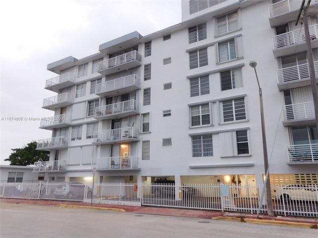 $280,000 | 7800 Carlyle Avenue, Unit 5C | North Beach