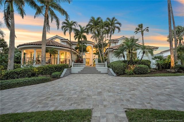 $10,495,000 | 31 Northeast Lofting Way | Sewall's Point