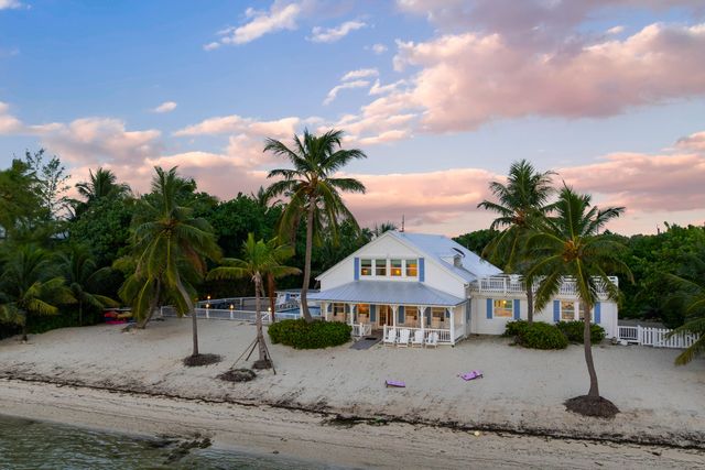 $7,650,000 | 109 Columbus Drive | Islamorada, Village of Islands