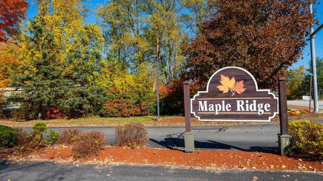 $2,050 | 2 Maple Ridge Drive, Unit 28 | East Merrimack