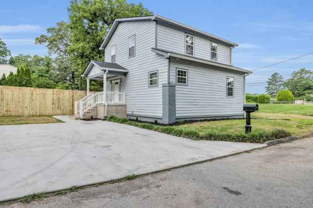 $2,100 | 700 Biltmore Drive | Woodmore-Dalewood