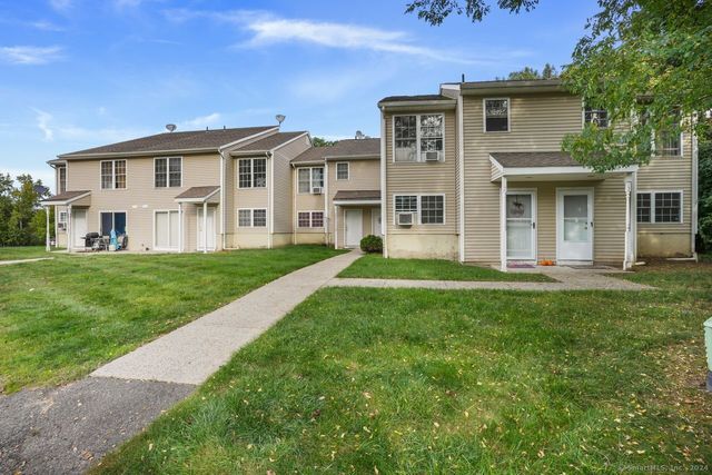 $180,000 | 92 Hamden Avenue, Unit 4 | Lakewood