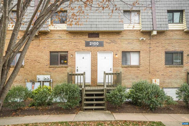 $299,500 | 2100 Jefferson Park Avenue, Unit 4 | Jefferson Park Avenue