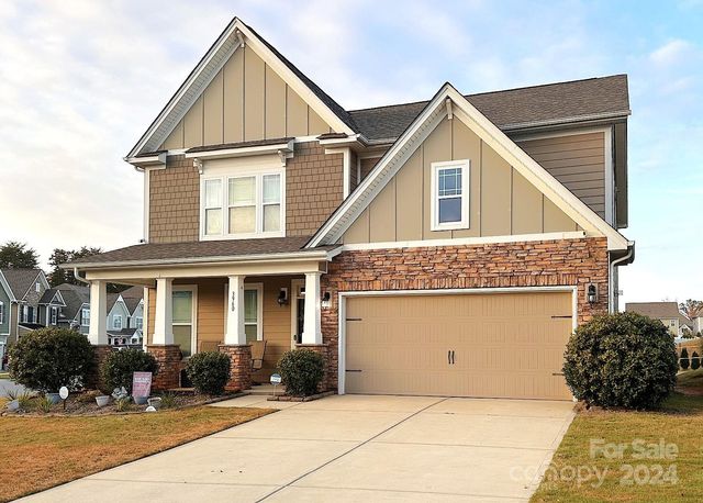 $489,000 | 3960 Norman View Drive | Lake Norman of Catawba