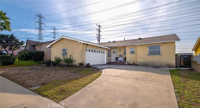 $595,000 | 2616 West Billings Street | West Compton