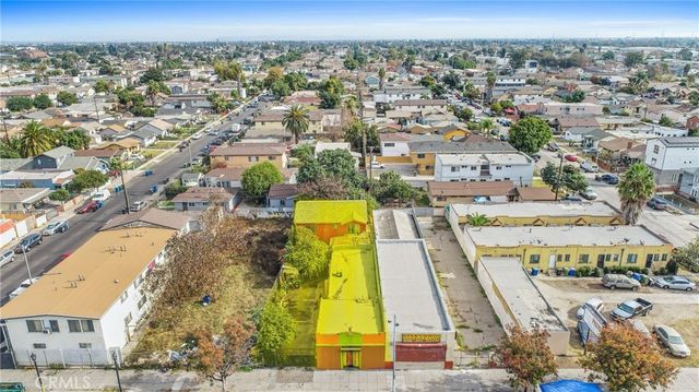 $799,900 | 8310 South Broadway | Florence