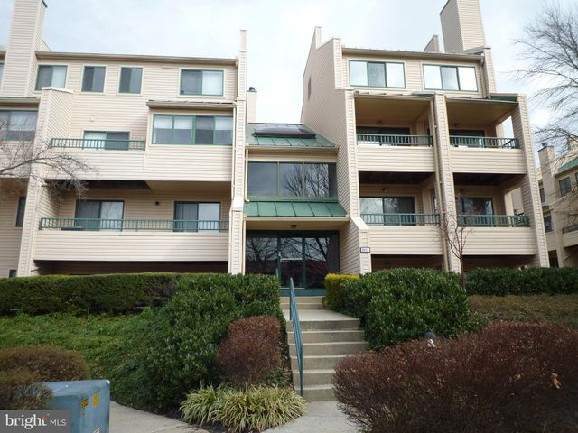 $2,100 | 8015 Valley Manor Road, Unit 2B | Garrison