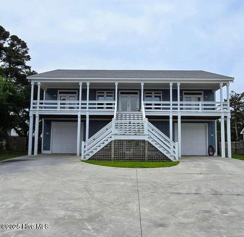 $650,000 | 610 Bayview Drive | Harkers Island