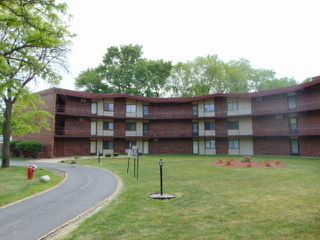 $85,000 | 2301 Holiday Terrace, Unit 1 | Lansing