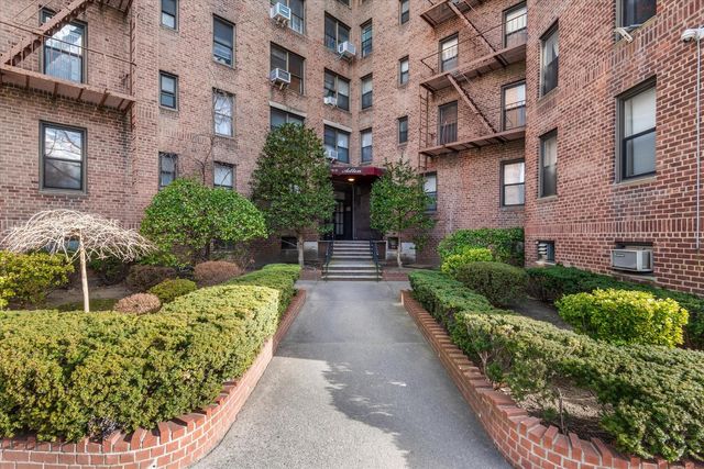 $249,000 | 8355 Woodhaven Boulevard, Unit 2K | Forest Park