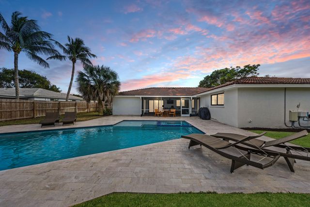 $900,000 | 3205 Lakeview Boulevard | Delray Beach