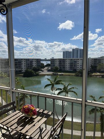 $159,900 | 2855 Leonard Drive, Unit H610 | Aventura