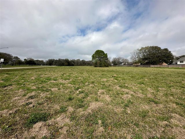 $950,000 | 0 John Lizer Road | Pearland