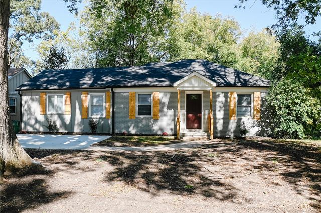 $499,500 | 2429 Remount Road | Ashley Park