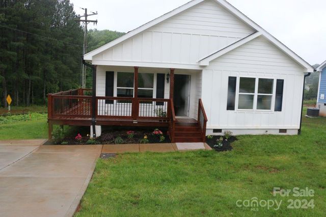 $215,000 | 109 Upper Gtwy Circle | Rutherfordton Township - Rutherford County