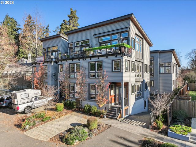 $760,000 | 7926 Southeast 6th Avenue, Unit 4 | Sellwood-Moreland