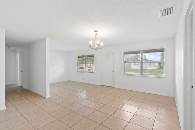 $405,000 | 4824 Bimini Circle North