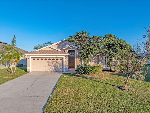 $278,900 | 1120 Brenton Manor Drive | Winter Haven