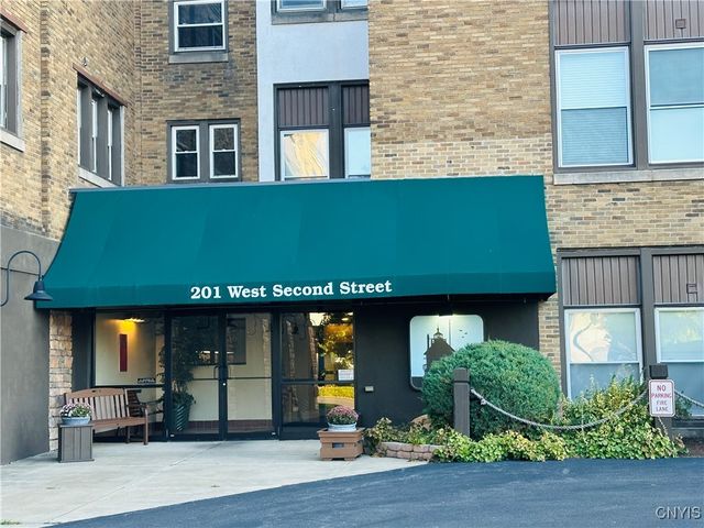 $1,500 | 201 West 2nd Street, Unit 405 | Oswego