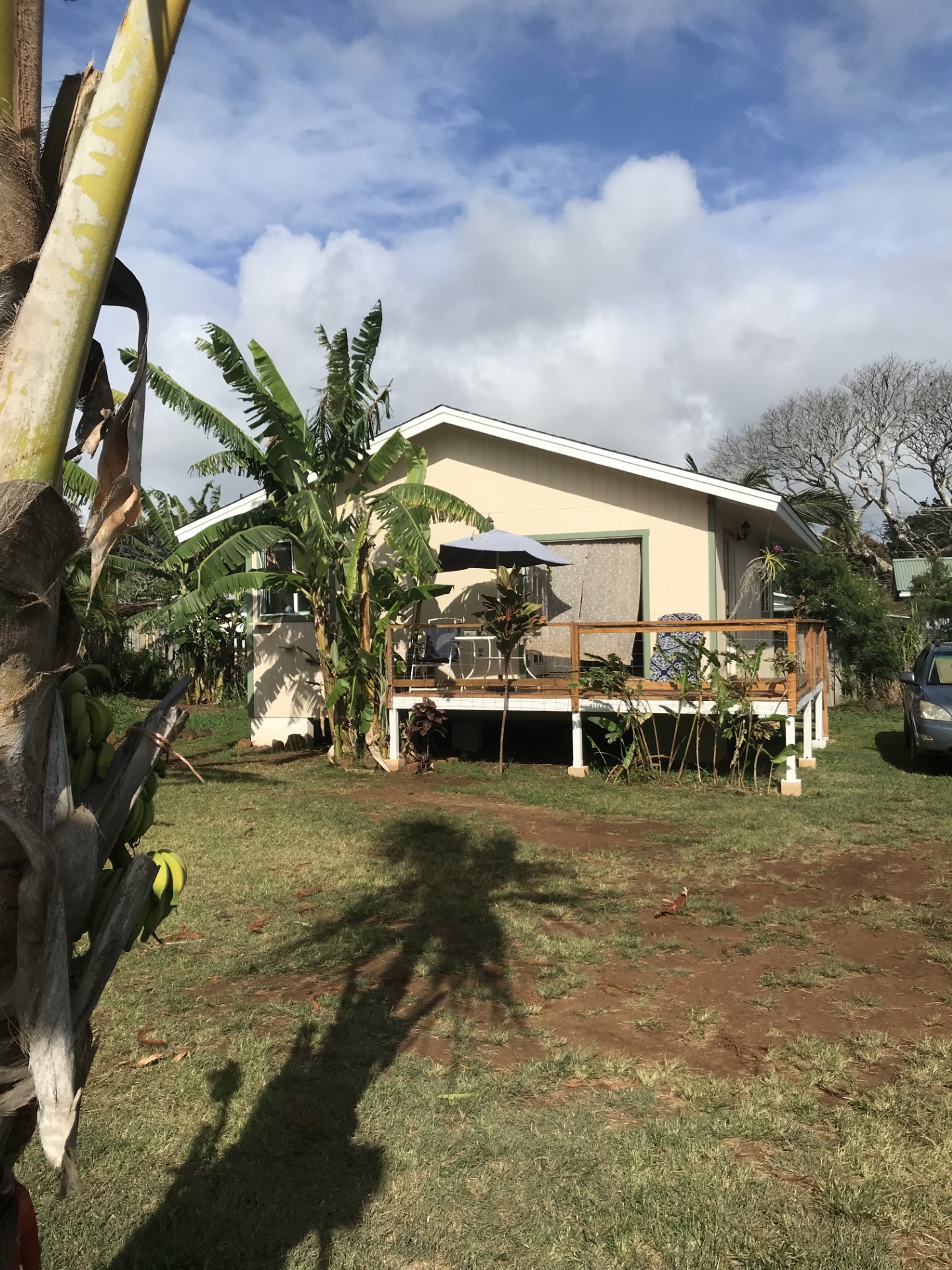 Lanai and large slider side of home