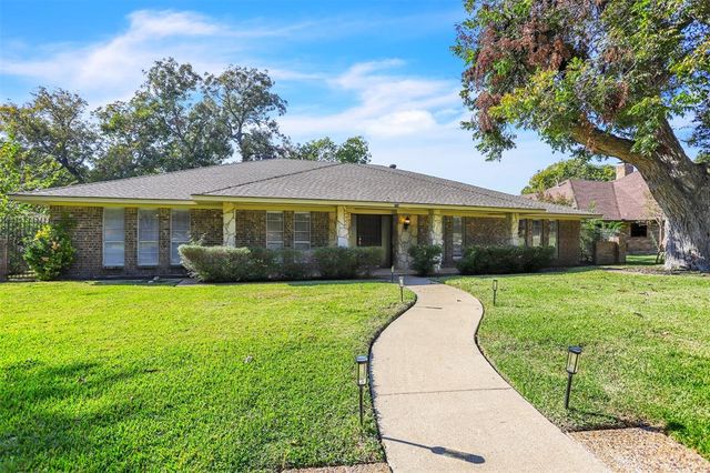 $489,900 | 710 West Boydstun Avenue | Rockwall