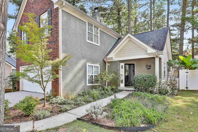 $380,000 | 610 North Fairfield Drive | Peachtree City