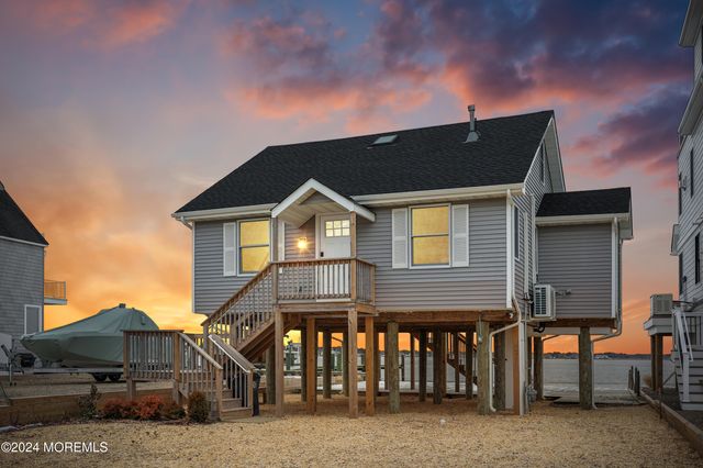 $925,000 | 151 Shore Drive | Shore Acres