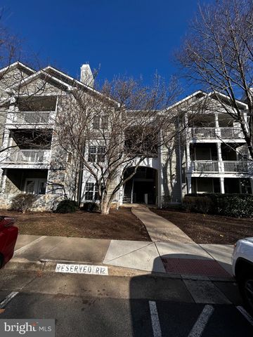 $309,900 | 1712 Lake Shore Crest Drive, Unit 11 | Reston