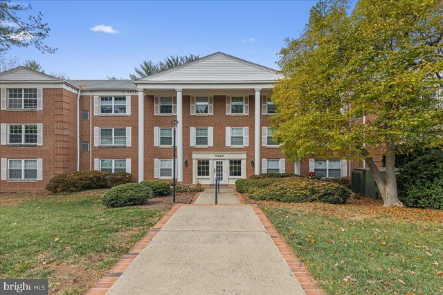 $1,950 | 7680 Tremayne Place, Unit 210 | Tysons Corner