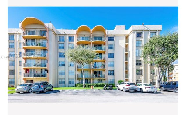 $230,000 | 9350 Fontainebleau Boulevard, Unit 203 | Fountainebleau