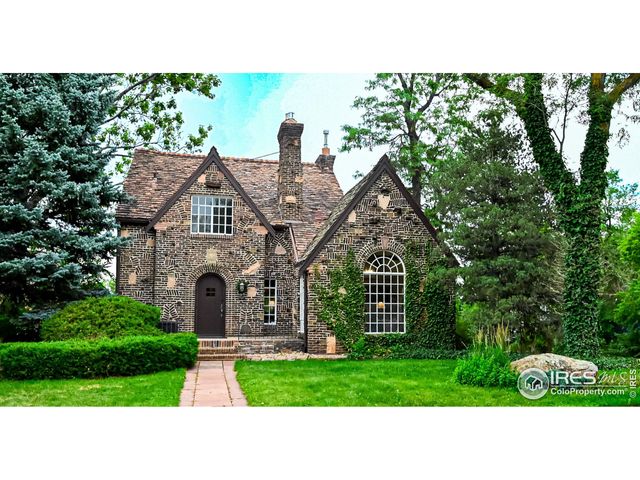 $1,800,000 | 700 16th Street | Lower Chautauqua