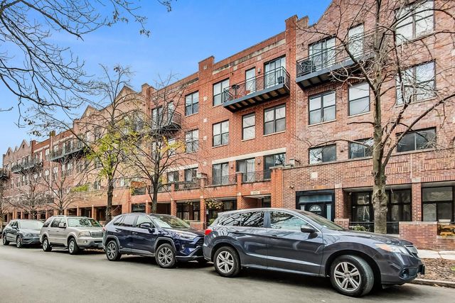 $2,100 | 2518 North Willetts Court, Unit 1LN | Logan Square