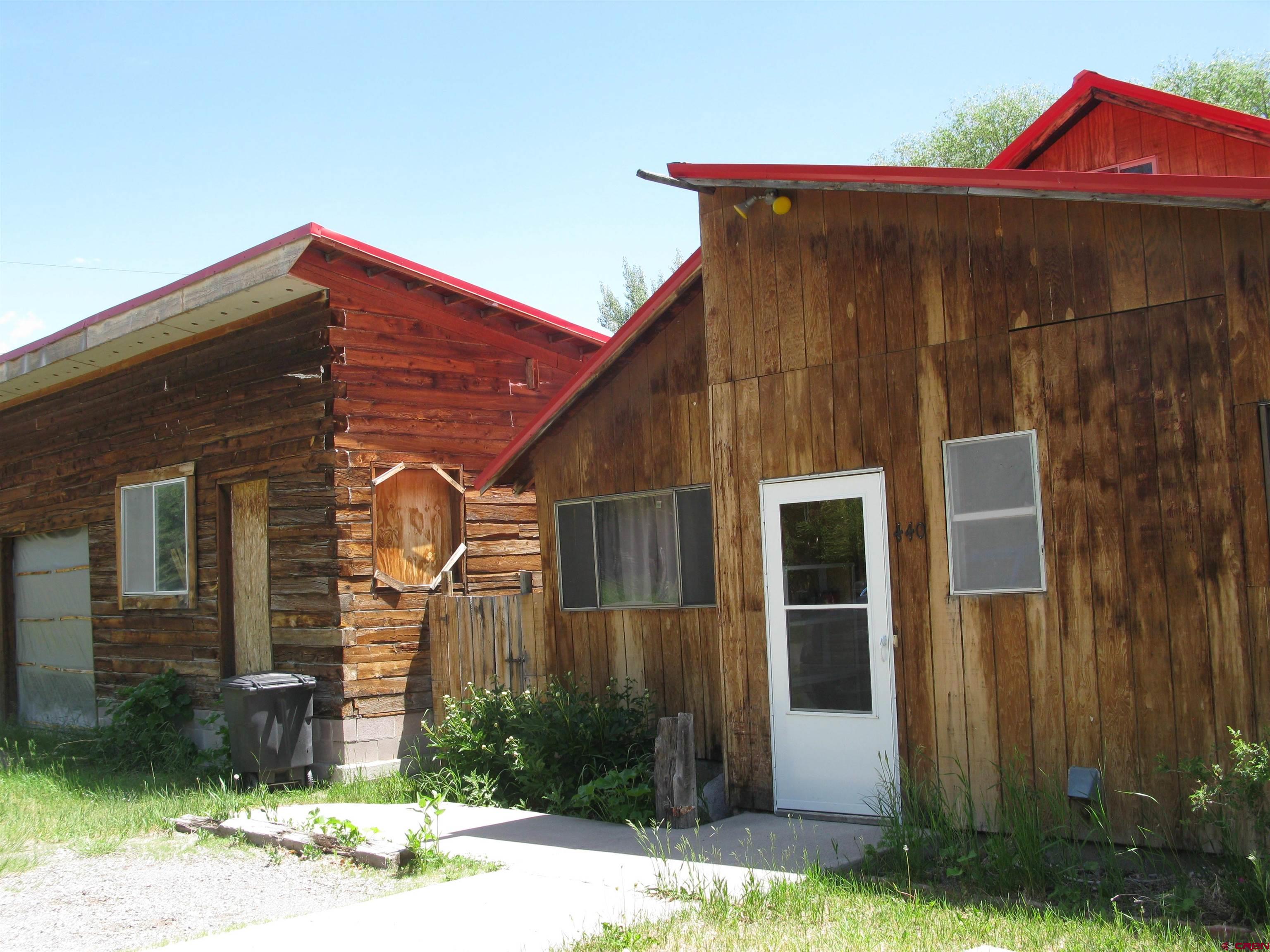 a view of a house