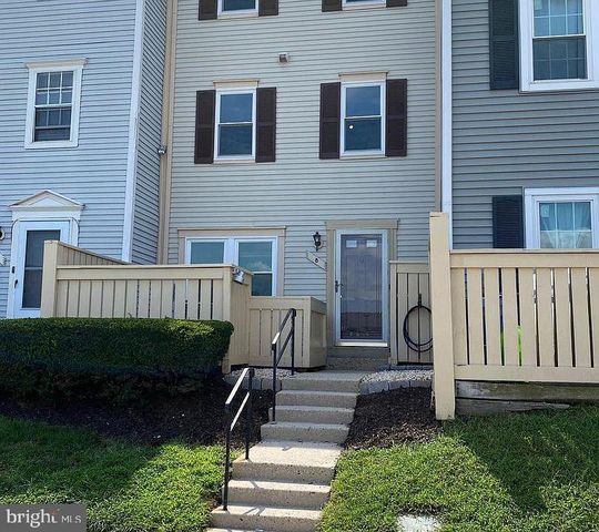 $2,350 | 8 Appledowre Court | Germantown