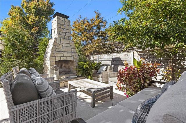 $1,399,000 | 1222 West 62nd Street | Suncrest