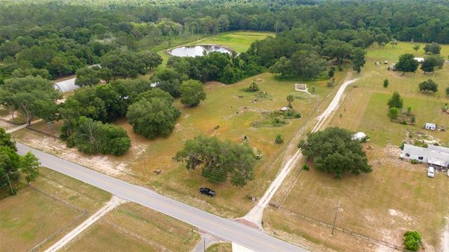 $375,000 | 11701 Southeast Highway 464 | Ocklawaha