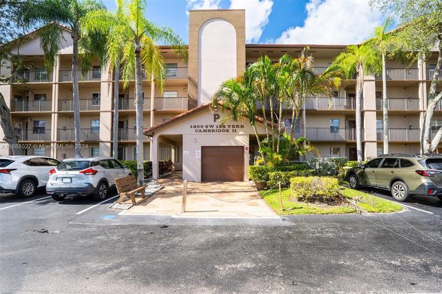 $217,500 | 1300 Southwest 124th Terrace, Unit 107P | Century Village