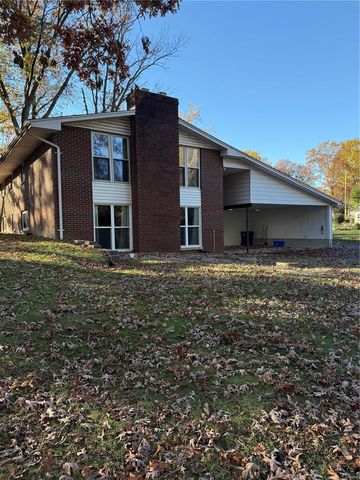 $217,000 | 5002 Crystal Lake Drive | Godfrey